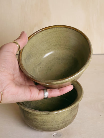 Bowl in Olive