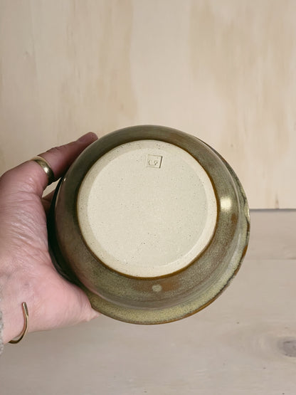 Bowl in Olive