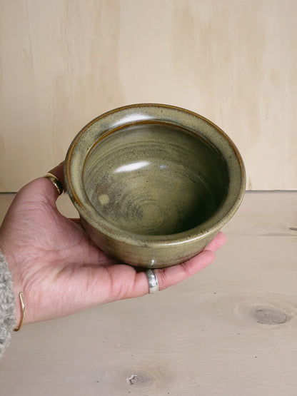 Bowl in Olive