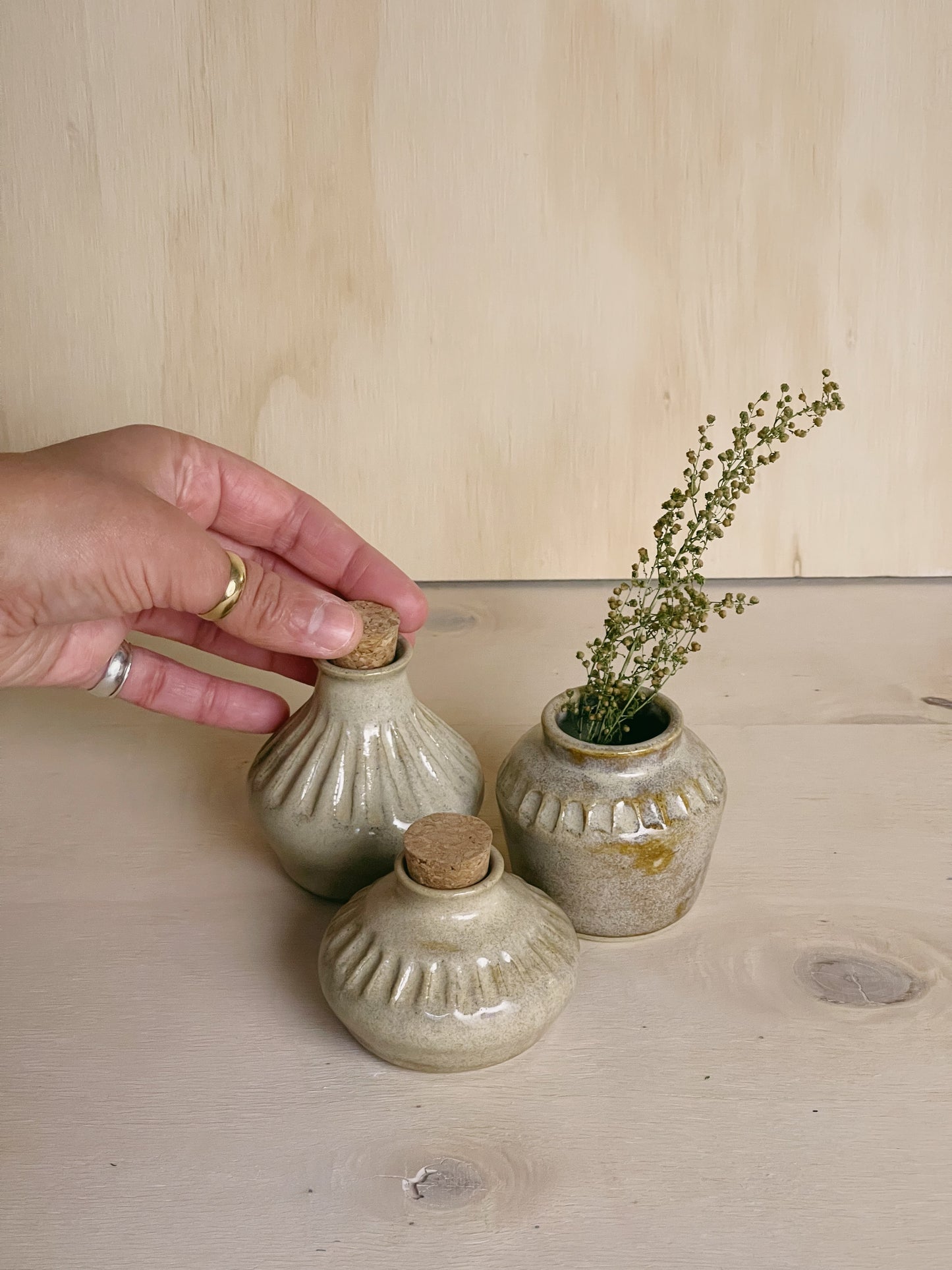 Mini Vase in Grain